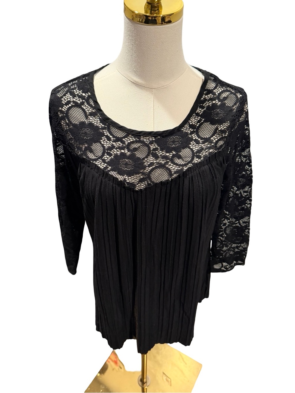 AGB Black Lace Yoke Pleated Tunic Top
